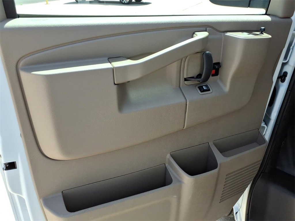 New 2026 GMC Savana 2500 Work Van image 15