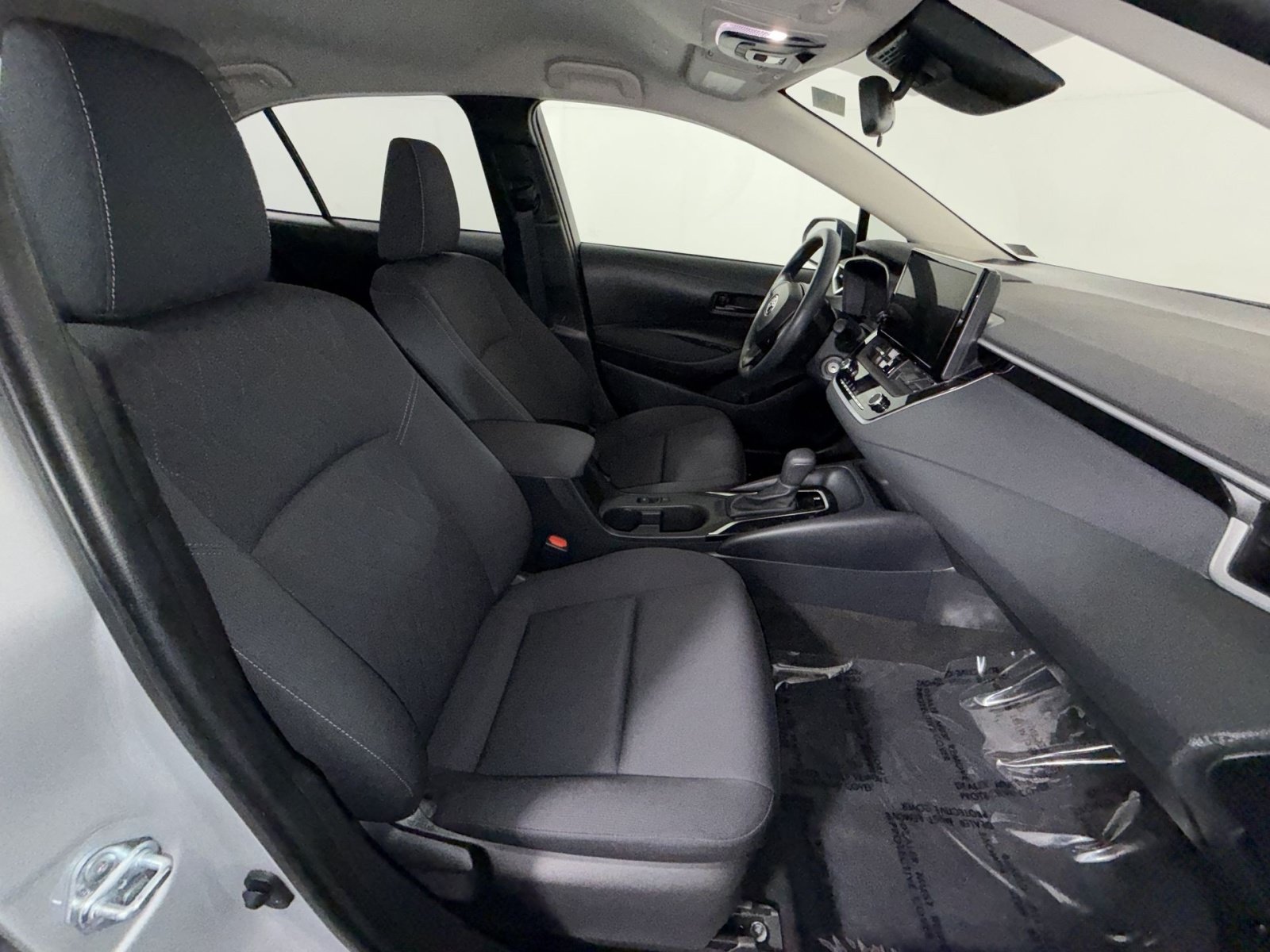 Used 2023 Toyota Corolla LE FWD image 26