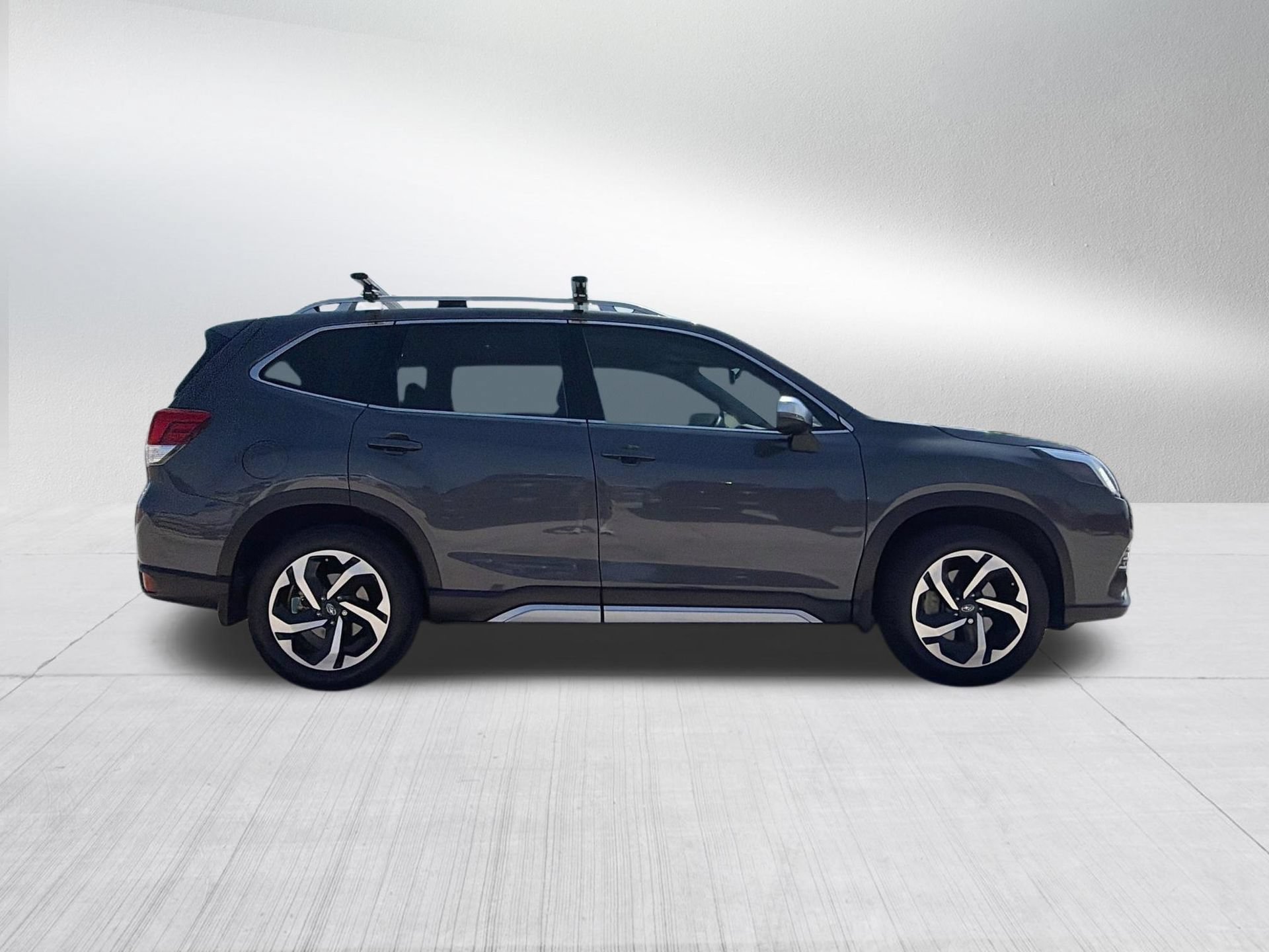 Used 2022 Subaru Forester Touring w/ Popular Package #2 AWD/4WD image 5