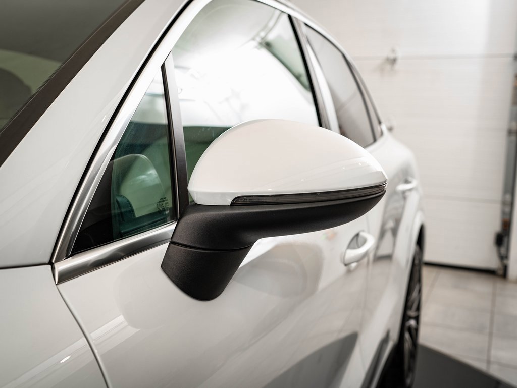 Used 2019 Porsche Cayenne S image 16