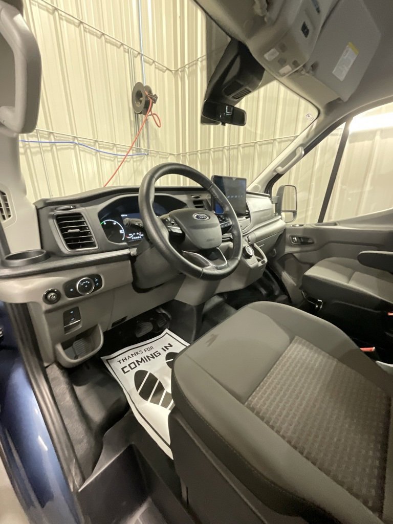 Used 2024 Ford E-Transit 148 High Roof Extended image 9