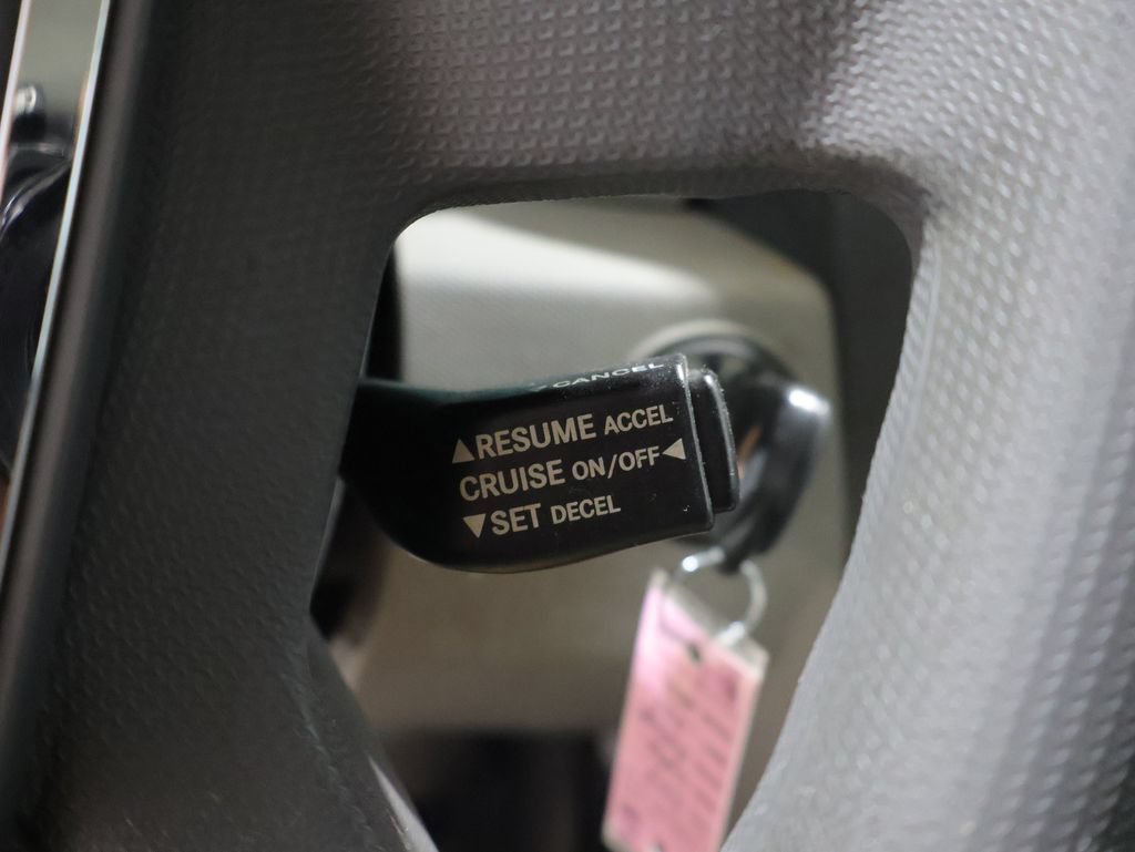 Used 2008 Dodge Avenger SXT FWD image 28