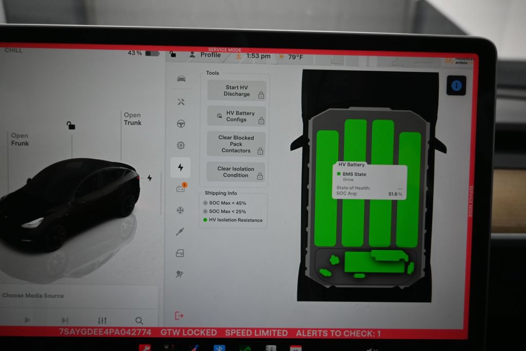 Used 2023 Tesla Model Y Long Range AWD/4WD image 18