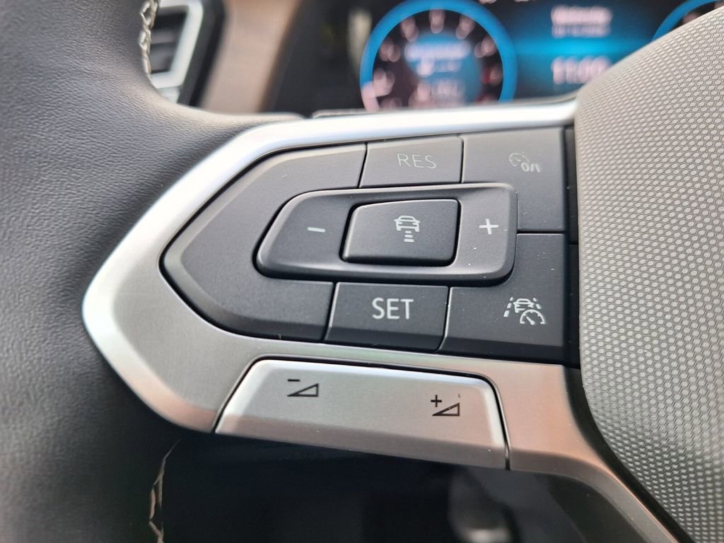 New 2026 Volkswagen Atlas SE image 13