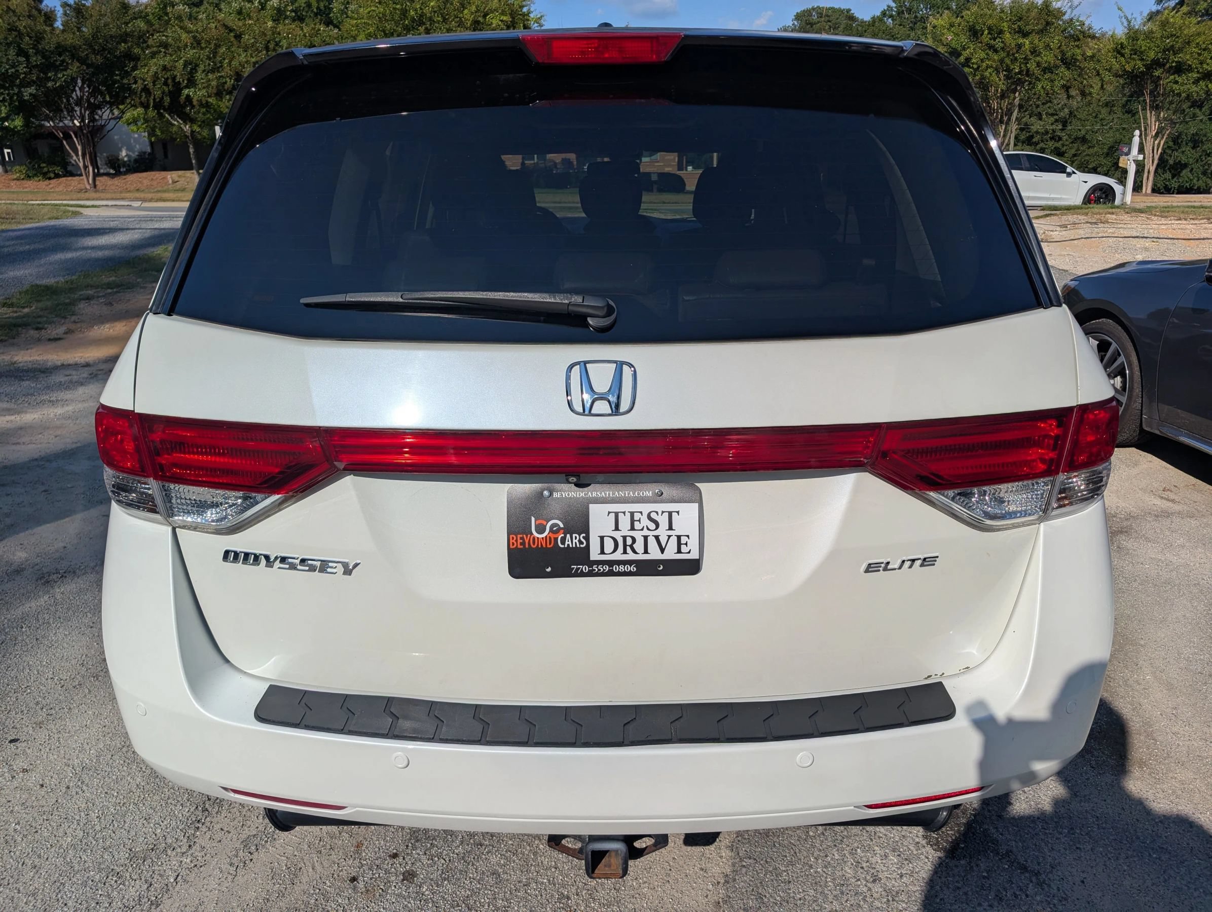 Used 2016 Honda Odyssey Touring Elite image 6