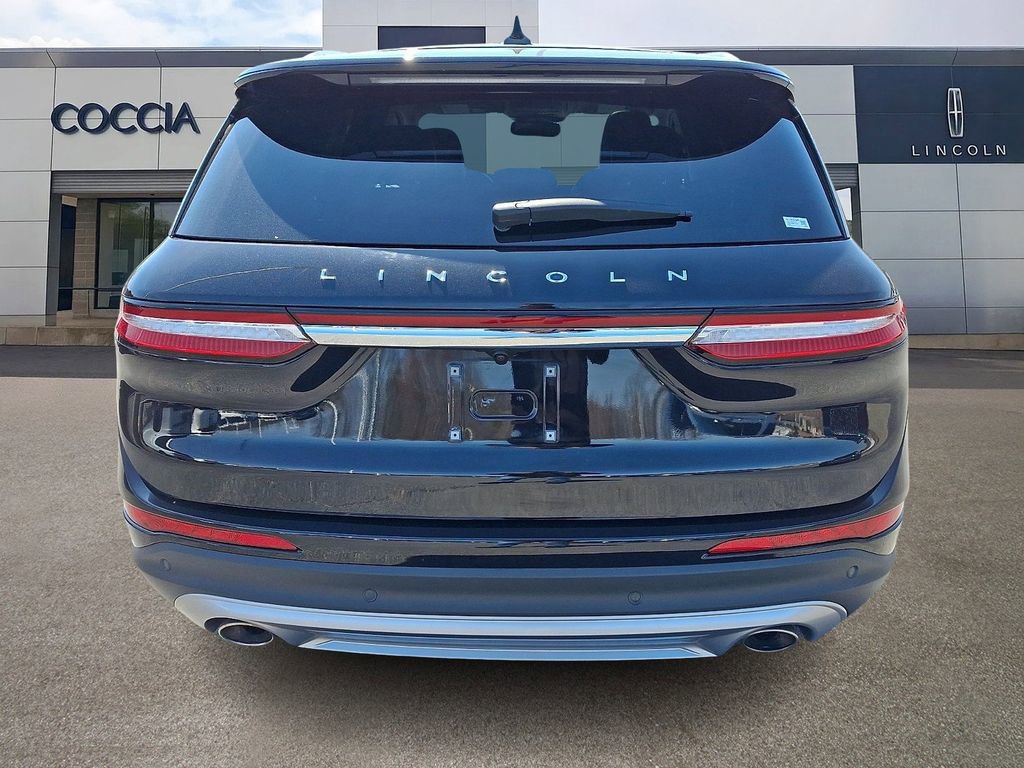 Used 2022 Lincoln Corsair AWD w/ Premium Package image 5