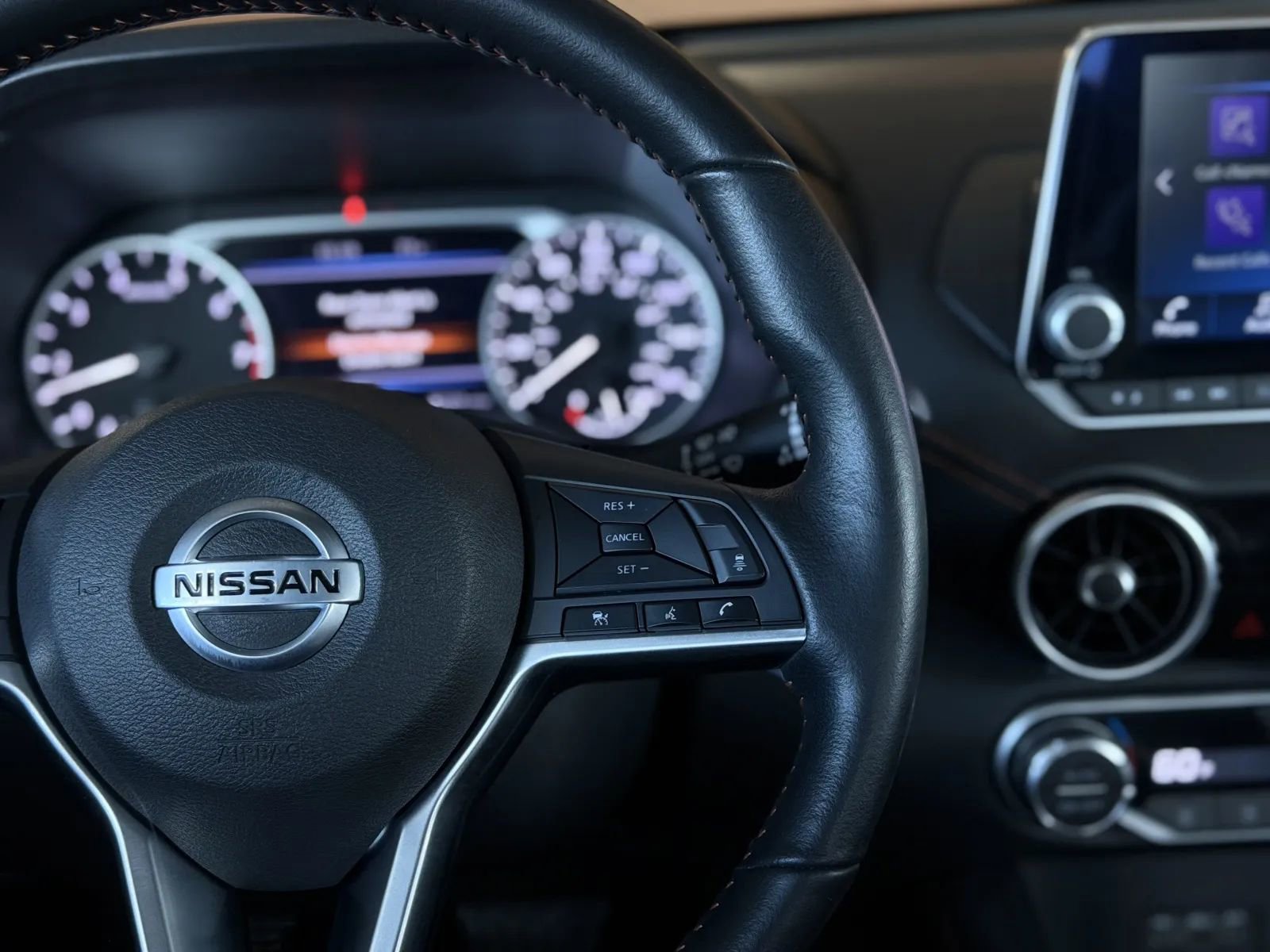 Used 2023 Nissan Sentra SR w/ SR Premium Package FWD image 24