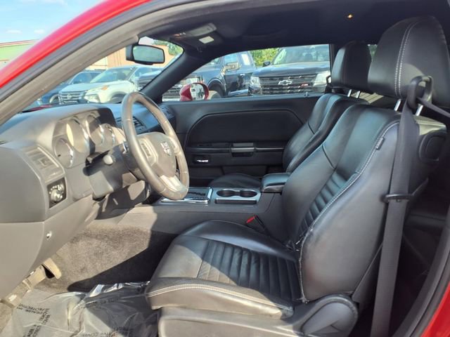 Used 2012 Dodge Challenger R/T RWD image 19
