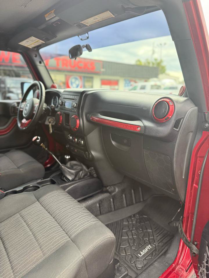Used 2012 Jeep Wrangler Sport AWD/4WD image 10
