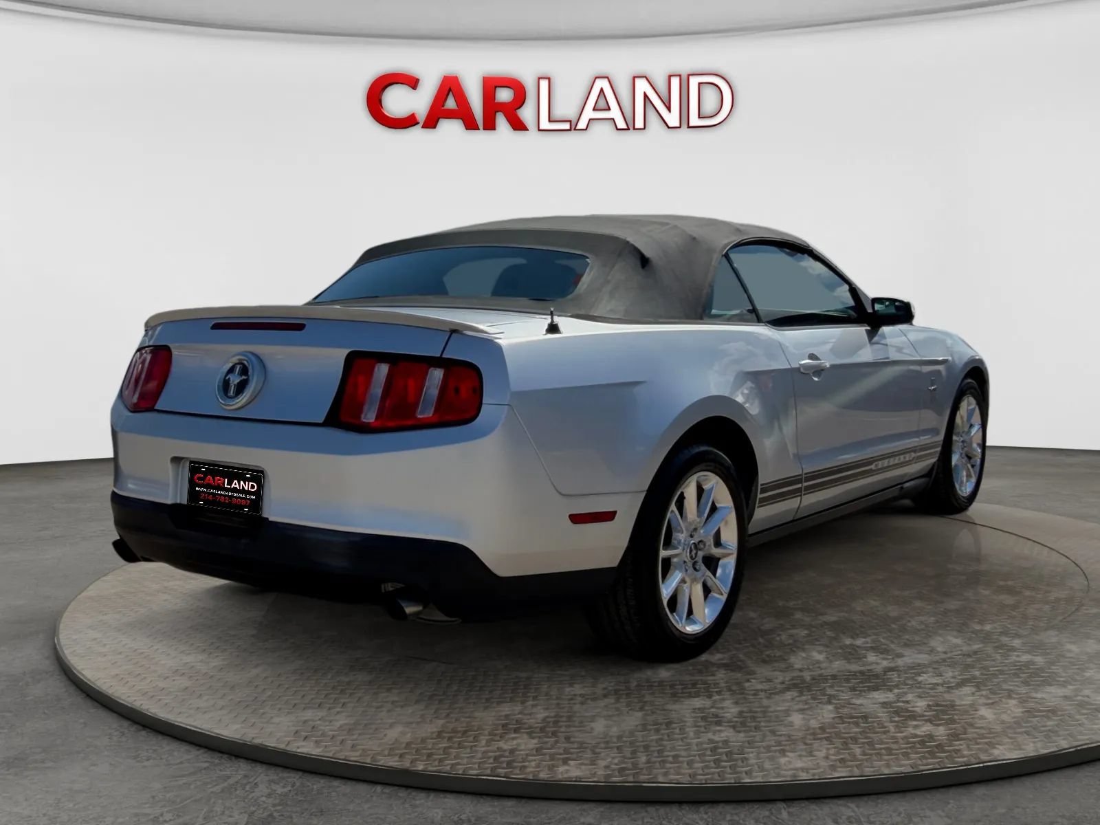 Used 2011 Ford Mustang Premium w/ 202A Rapid Spec Order Code RWD image 6