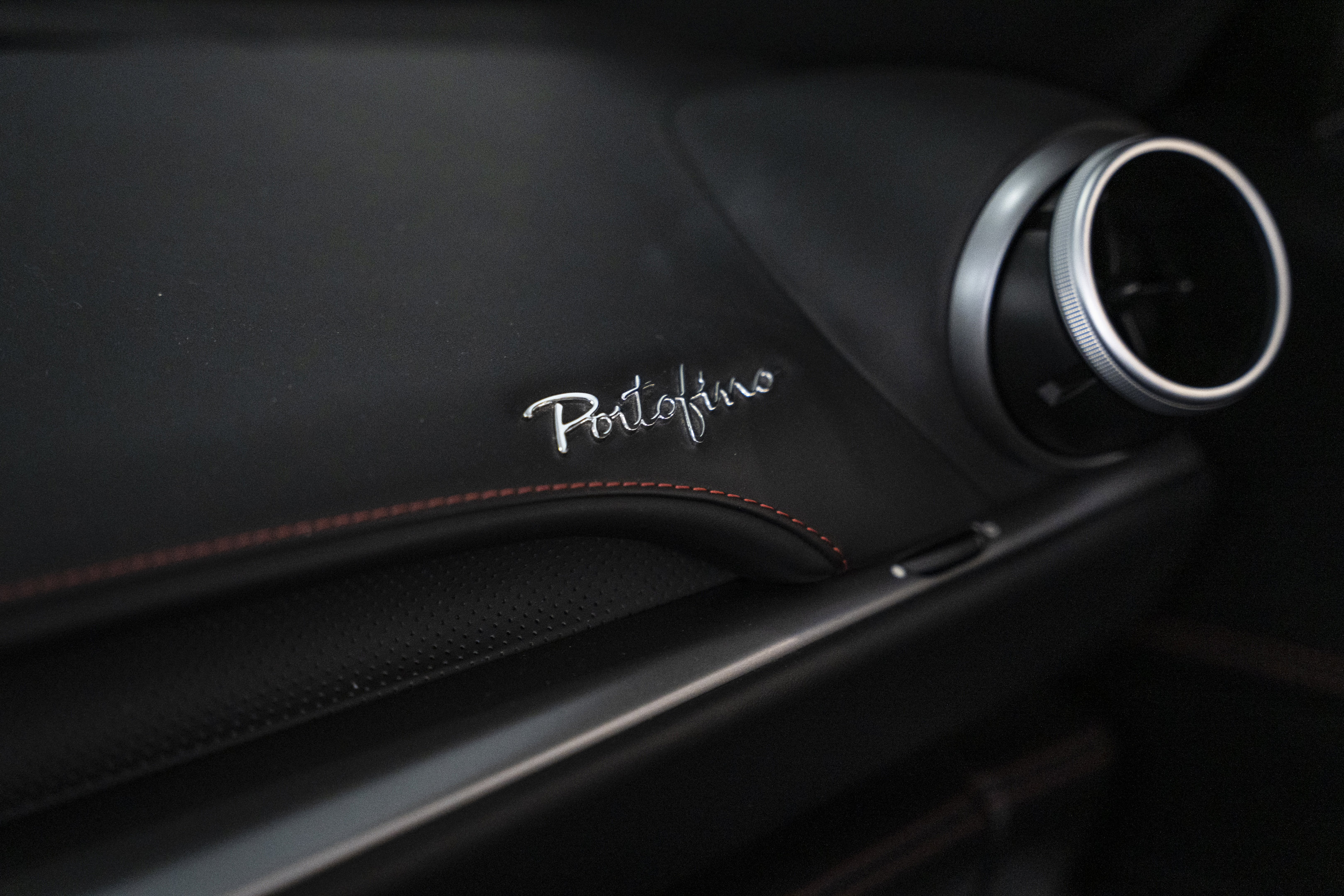 Certified 2019 Ferrari Portofino image 41
