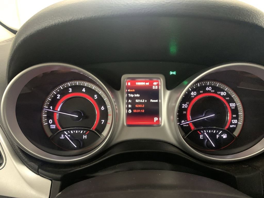 Used 2014 Dodge Journey R/T AWD/4WD image 31