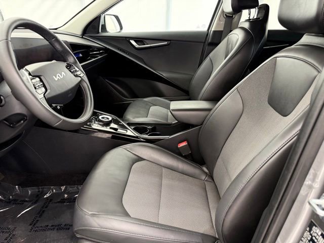 Used 2024 Kia Niro Wind w/ Wind Preserve Package FWD image 12