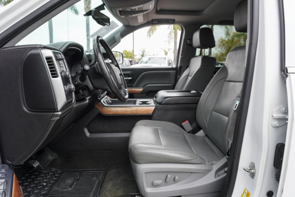 Used 2016 Chevrolet Silverado 1500 LTZ w/ LTZ Plus Package AWD/4WD image 17