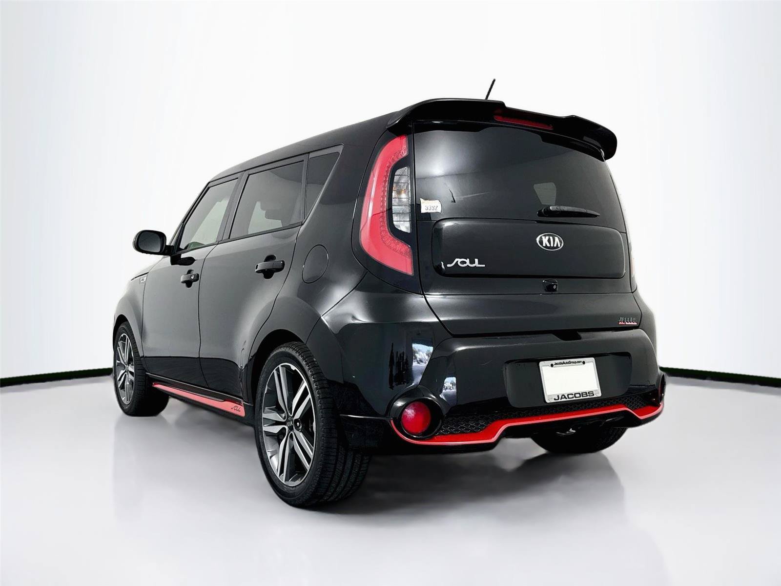 Used 2015 Kia Soul + FWD image 3