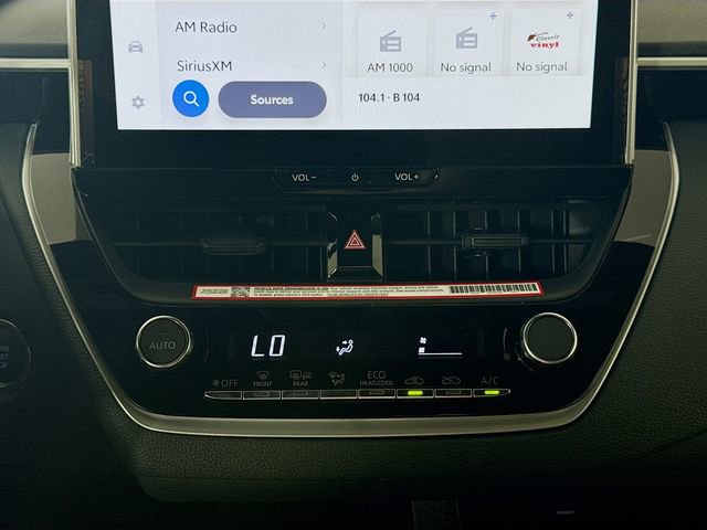 Used 2026 Toyota Corolla SE w/ SE Package image 15