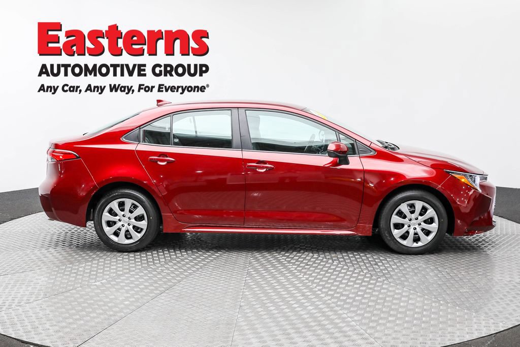 Used 2024 Toyota Corolla LE image 7