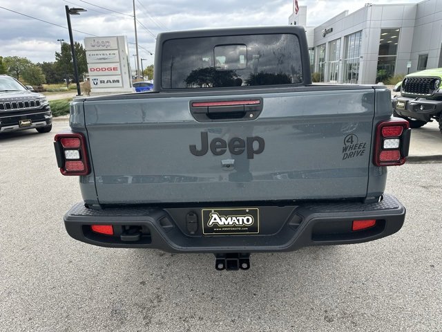 New 2025 Jeep Gladiator Willys image 7