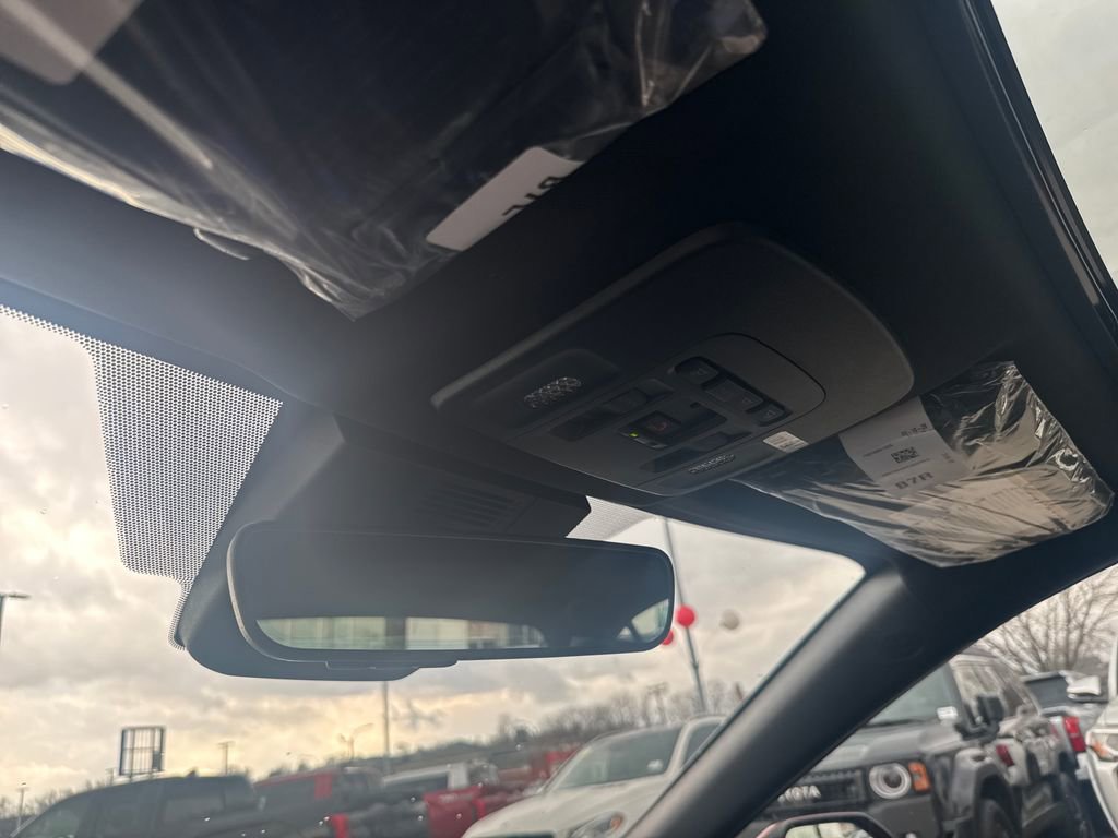 New 2026 Toyota Camry SE image 32