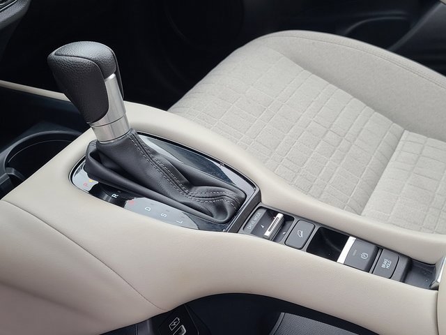 Used 2023 Honda HR-V LX image 10