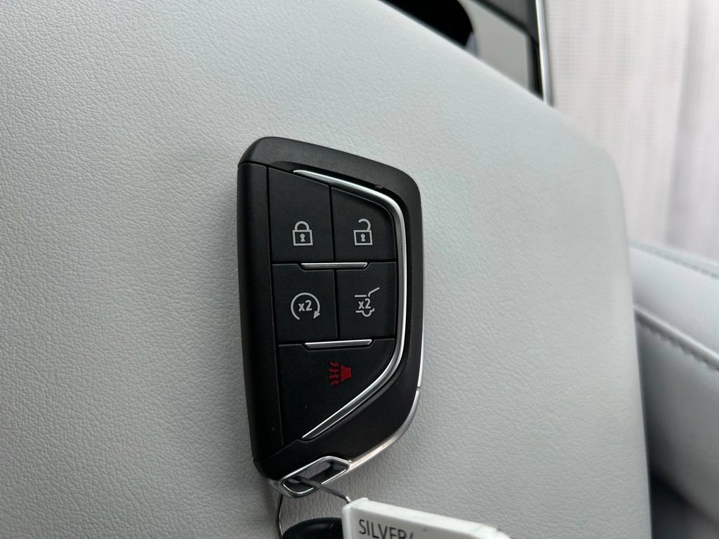 Used 2025 Cadillac Lyriq Sport AWD/4WD image 38