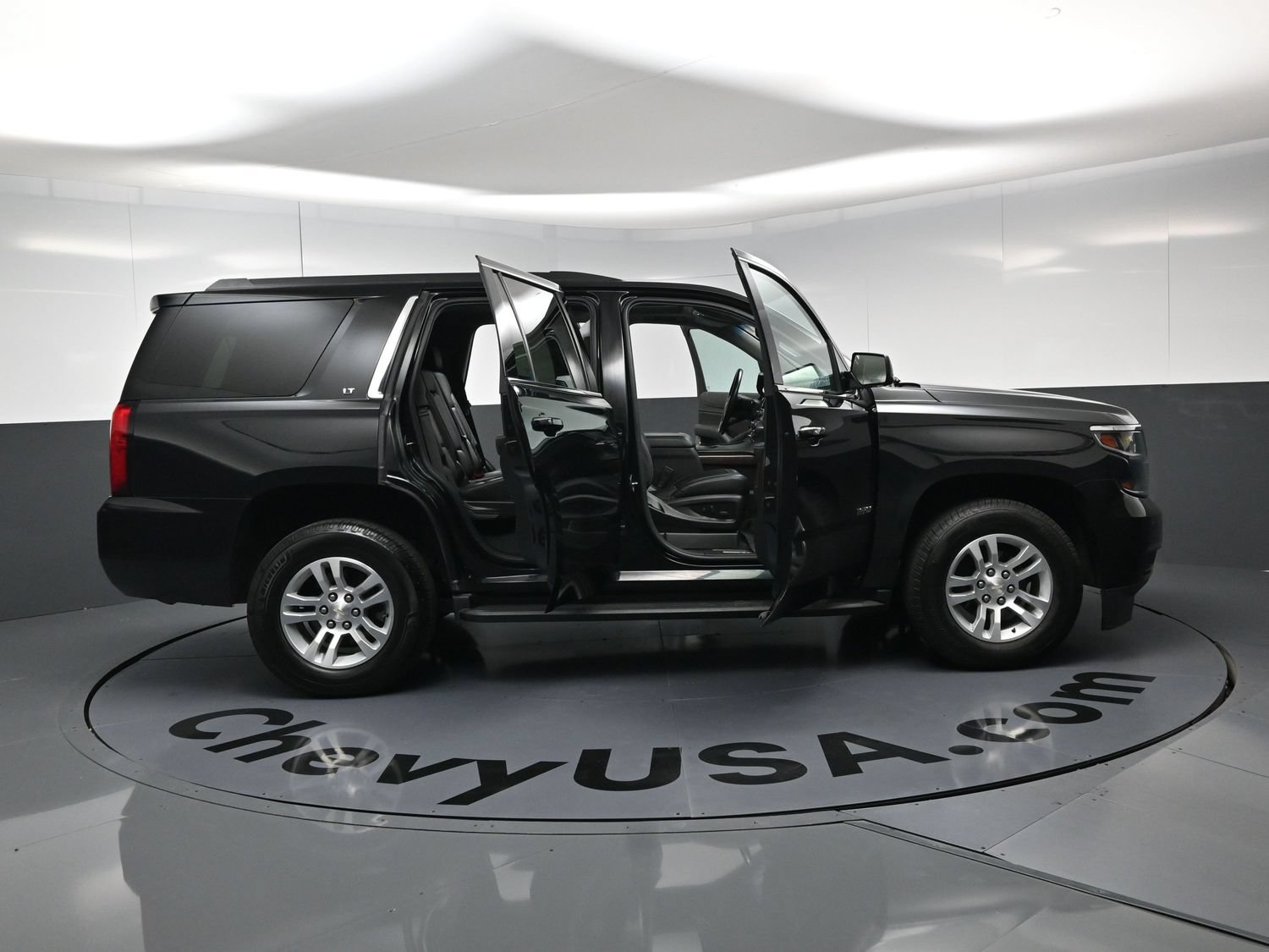 Used 2019 Chevrolet Tahoe LT AWD/4WD image 26