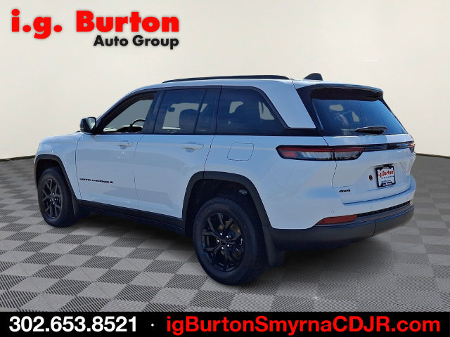 New 2026 Jeep Grand Cherokee Altitude AWD/4WD image 3