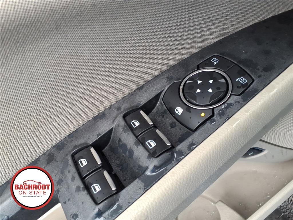 Used 2019 Ford Fusion SE FWD image 16