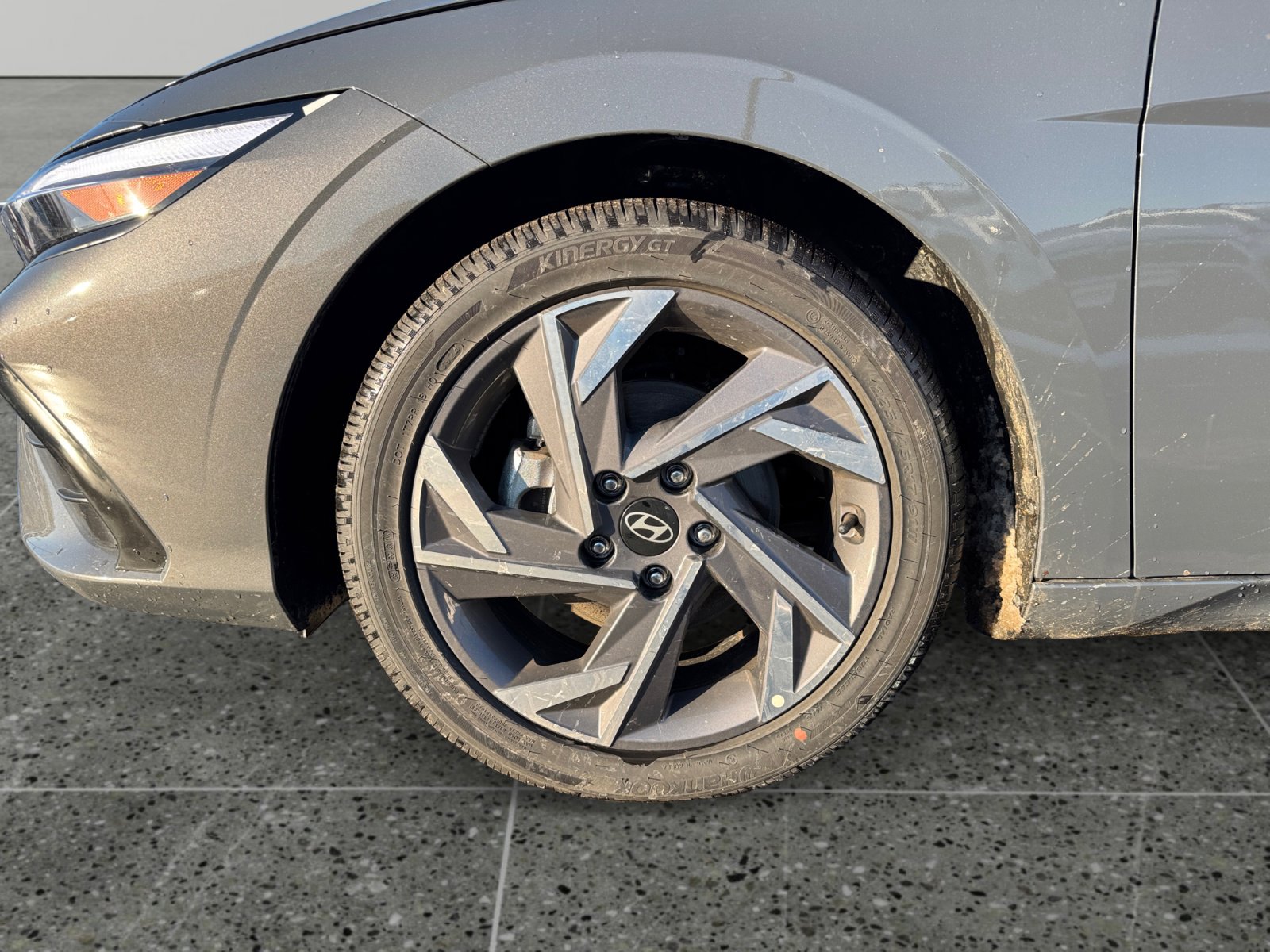 New 2025 Hyundai Elantra SEL image 9