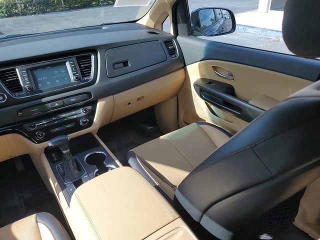 Used 2020 Kia Sedona EX image 23