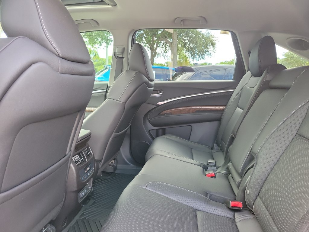 Certified 2020 Acura MDX w/ Technology Package FWD image 12
