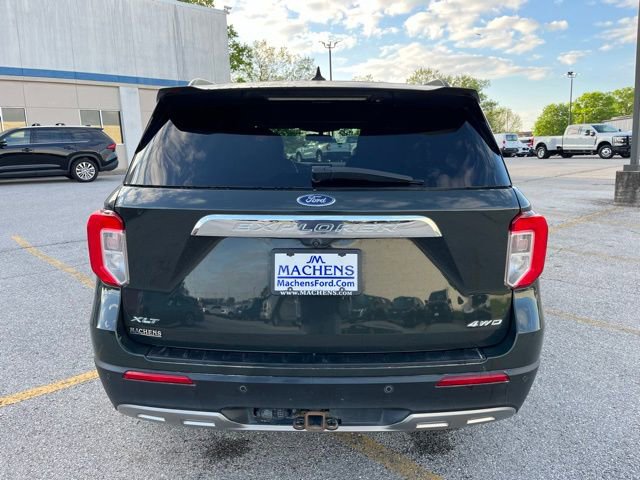 Used 2022 Ford Explorer XLT w/ Equipment Group 202A AWD/4WD image 5