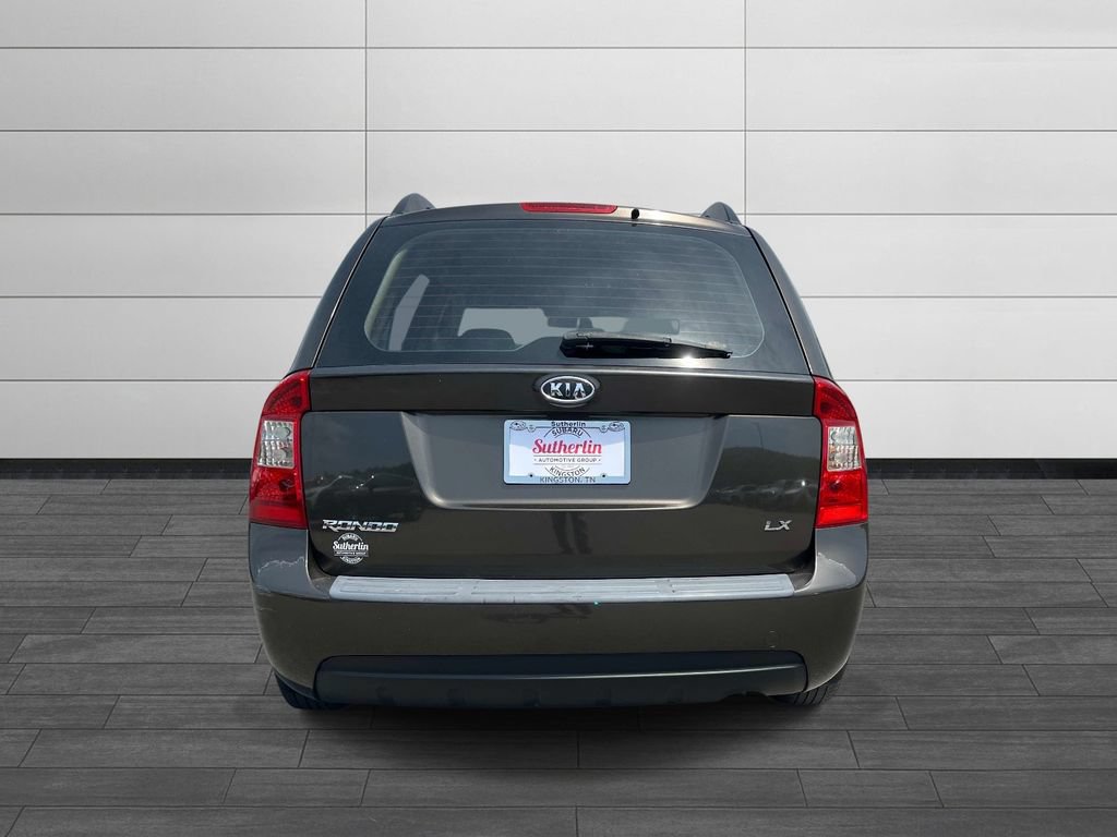 Used 2009 Kia Rondo LX FWD image 4