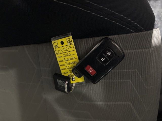 Used 2020 Toyota Tacoma TRD Off-Road w/ Technology Package image 34