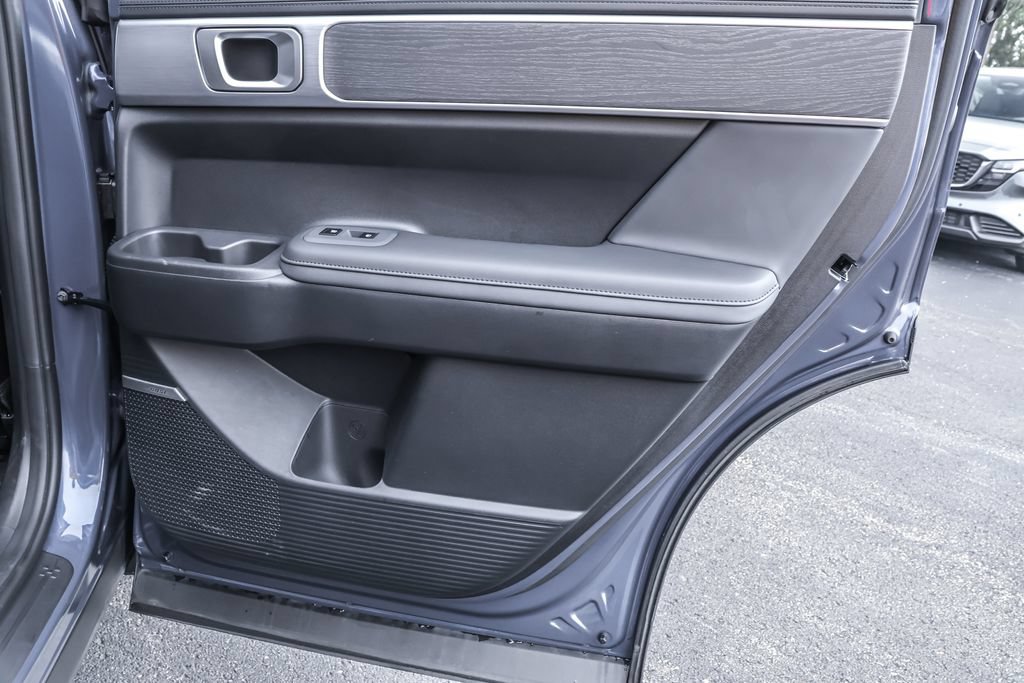 Certified 2026 Hyundai Santa Fe Limited AWD/4WD image 32