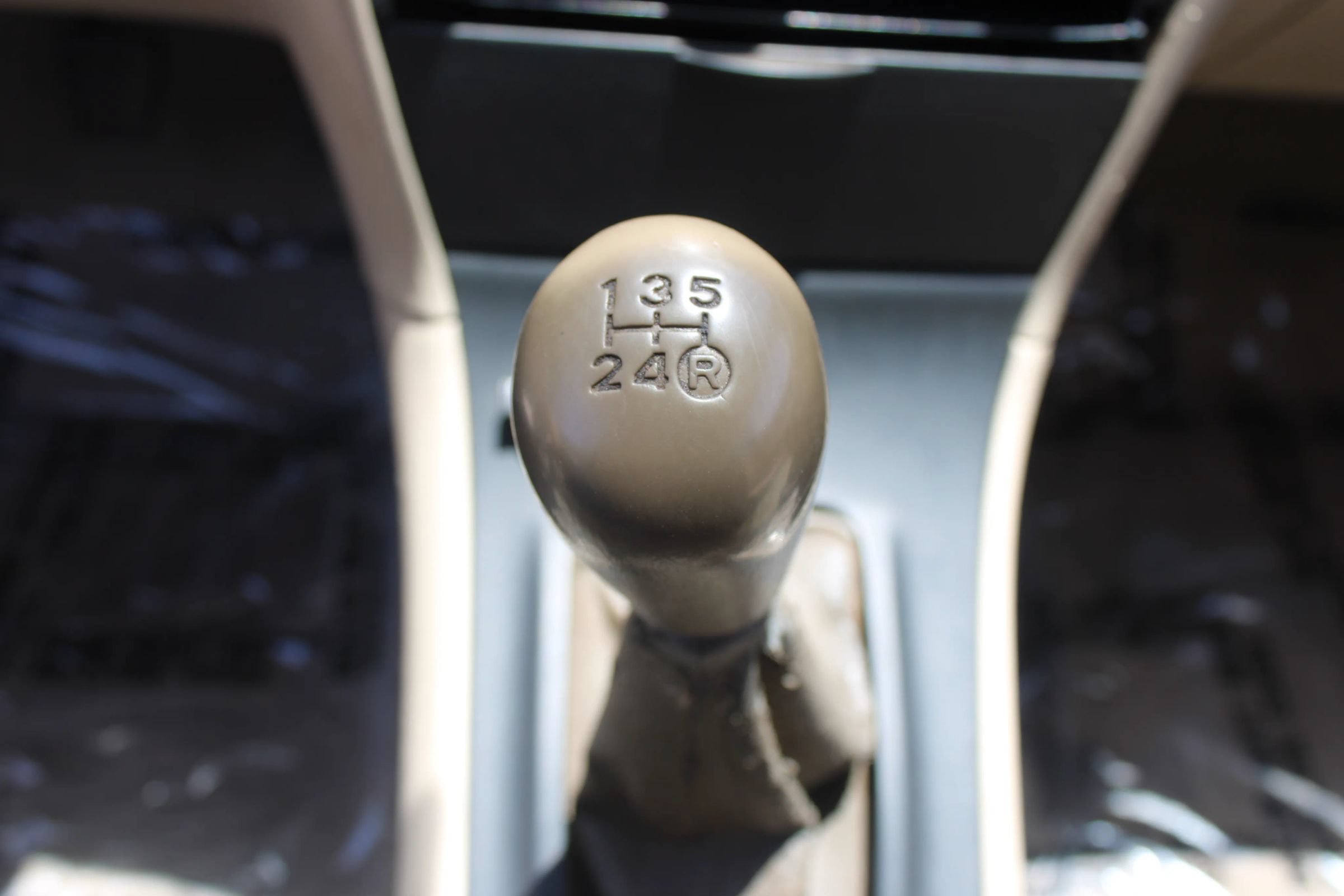 Used 2005 Toyota Corolla CE FWD image 13