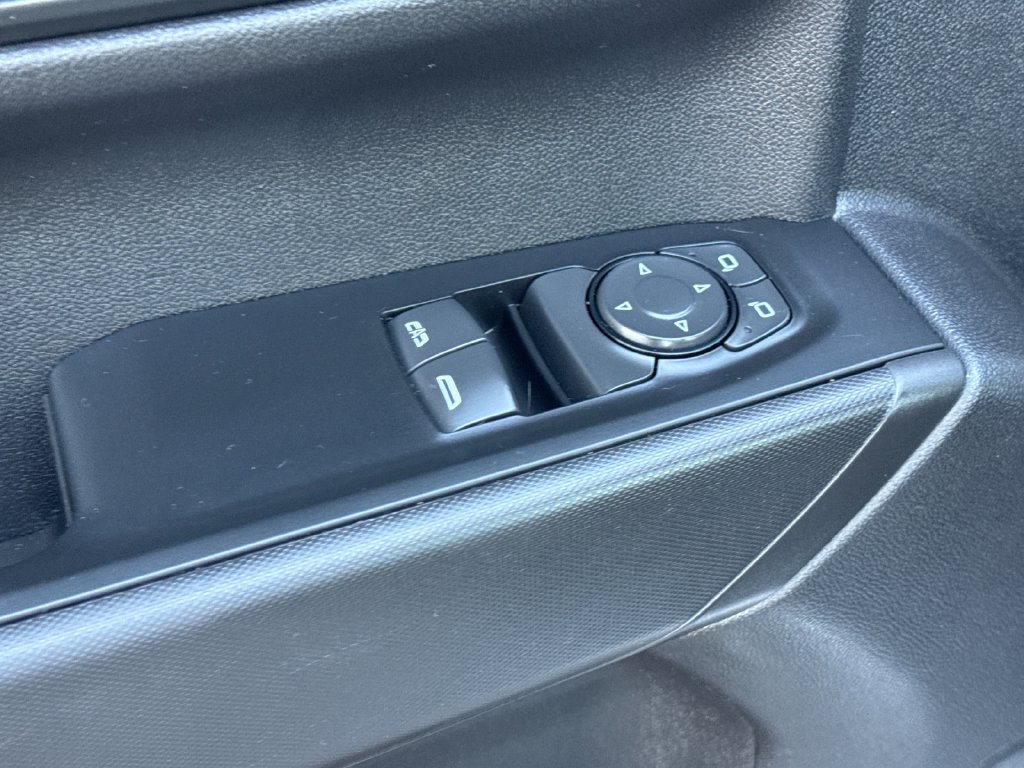 Used 2025 Chevrolet Silverado 1500 W/T RWD image 11