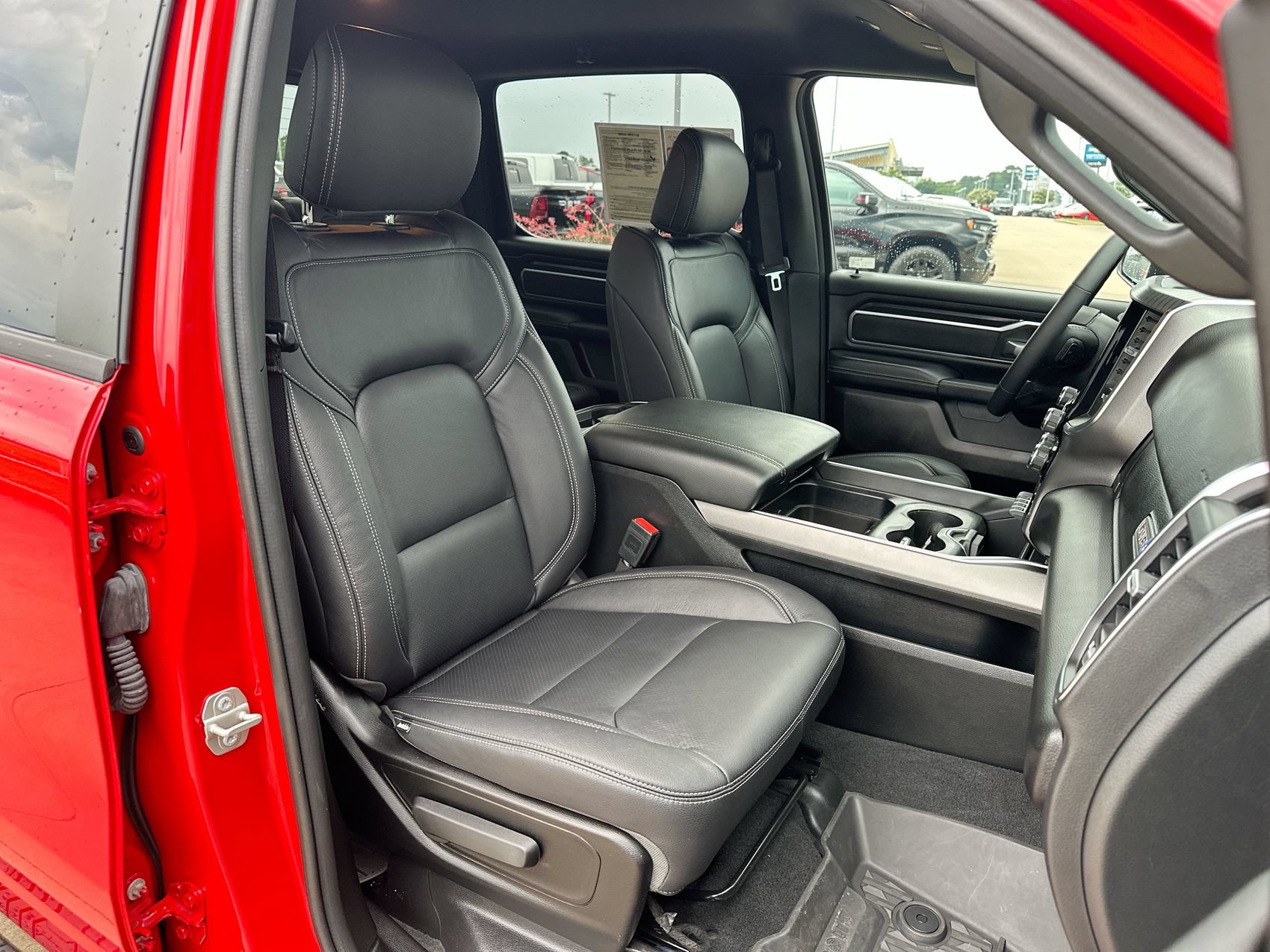 Used 2025 RAM 1500 Lone Star AWD/4WD image 24