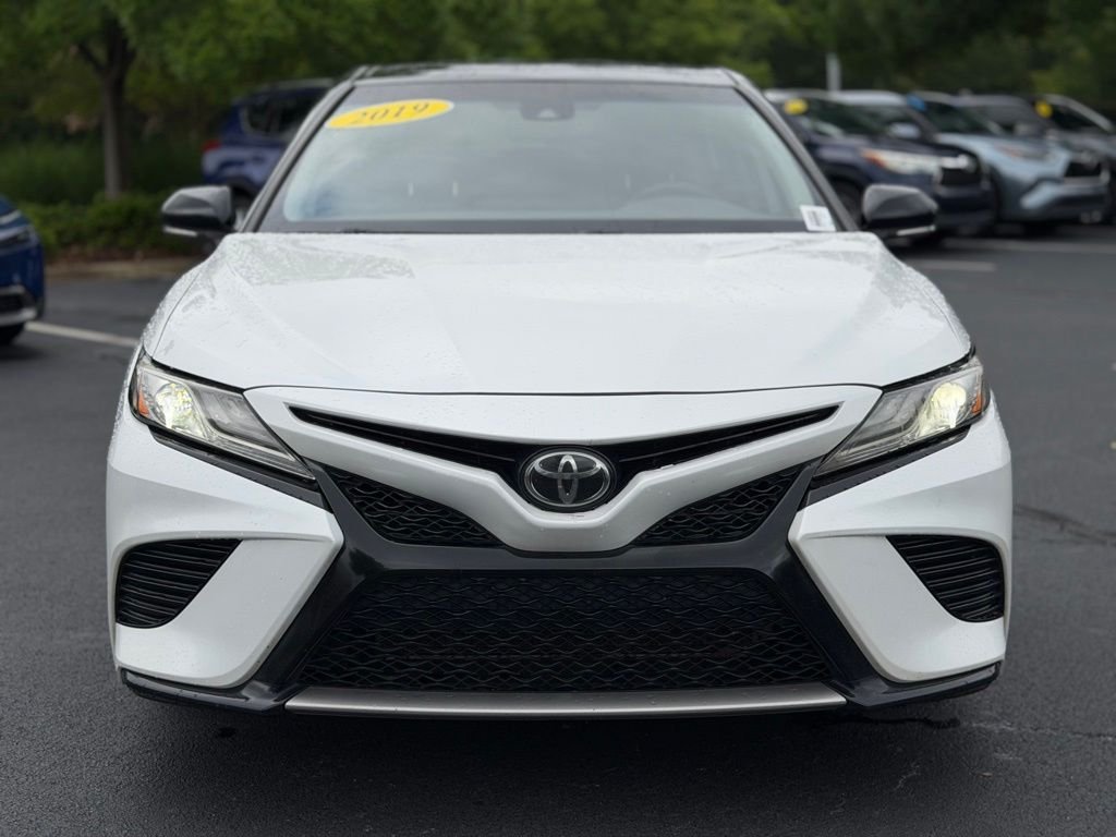 Used 2019 Toyota Camry XSE FWD image 7