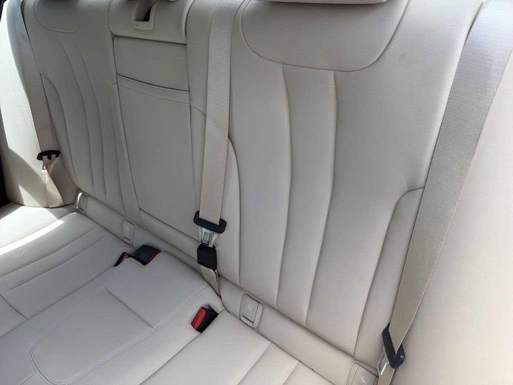 Used 2020 BMW 530i xDrive w/ Convenience Package AWD/4WD image 19