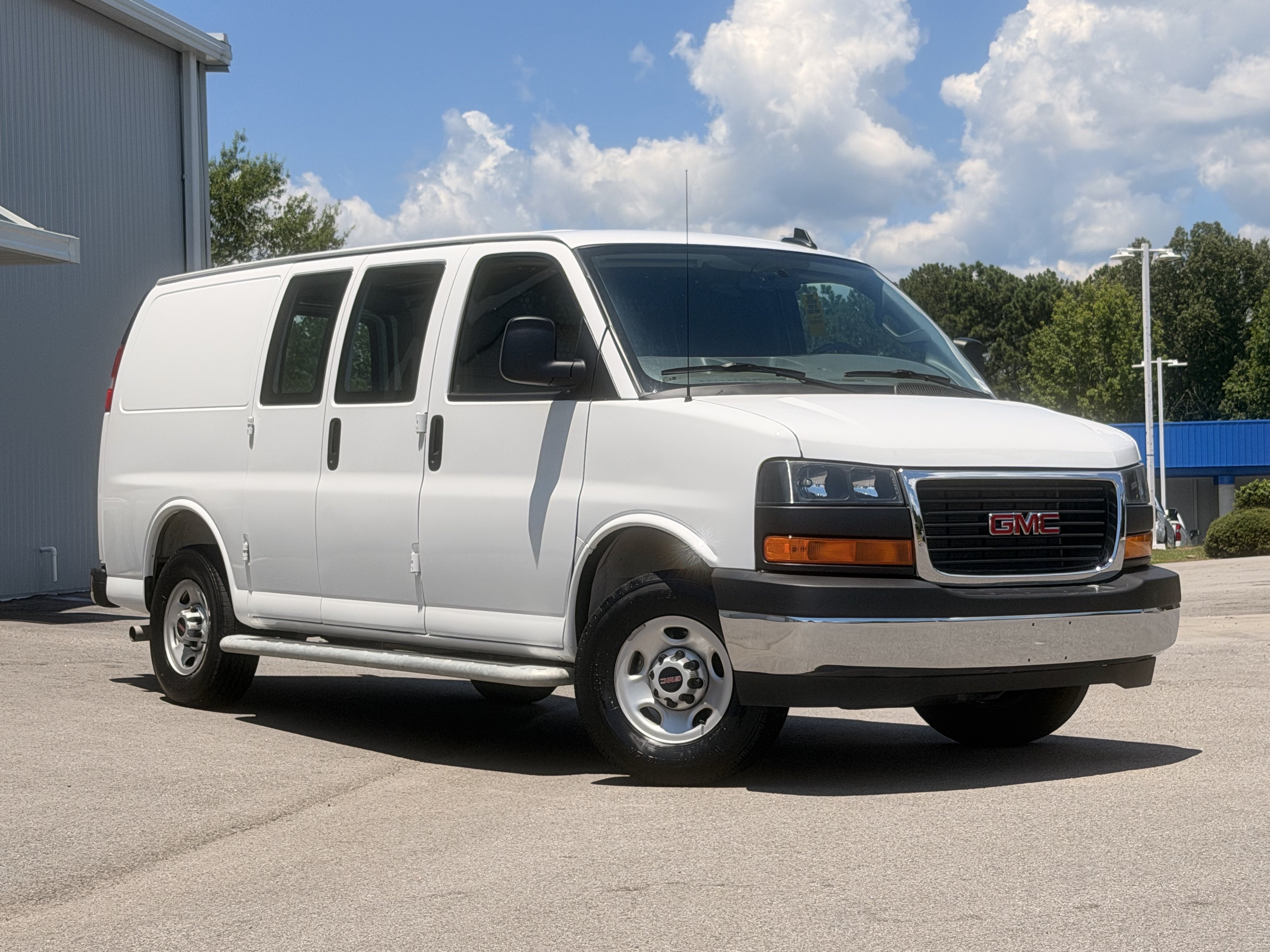 Used 2025 GMC Savana 2500 w/ Driver Convenience Package RWD video 2