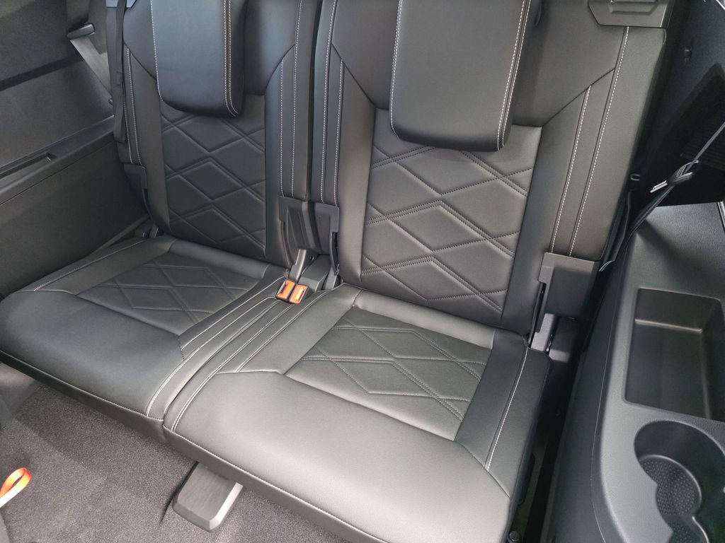 New 2026 Volkswagen Atlas SE image 20