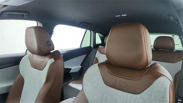 Used 2023 Volkswagen ID.4 2WD image 33