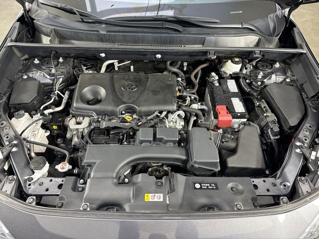 Used 2022 Toyota RAV4 XLE Premium AWD/4WD image 29