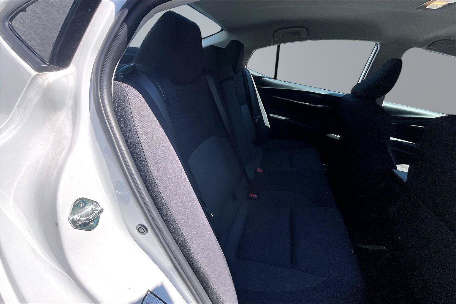 Used 2026 Toyota Camry LE FWD image 27
