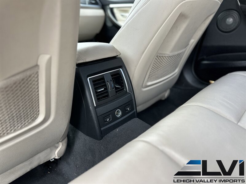 Used 2016 BMW 340i xDrive Sedan AWD/4WD image 21