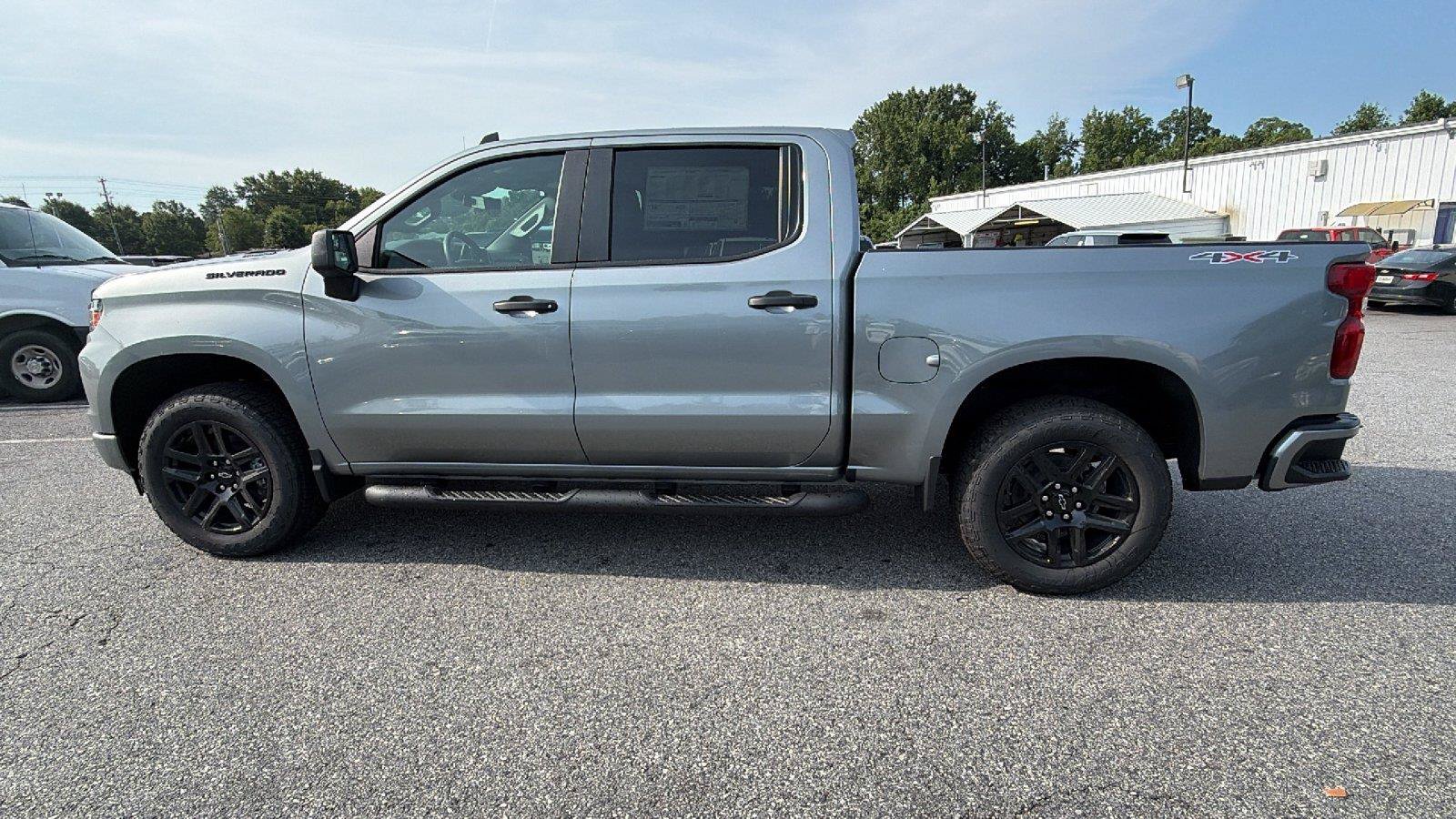 New 2026 Chevrolet Silverado 1500 Custom w/ Turbomax Blackout Package AWD/4WD image 10