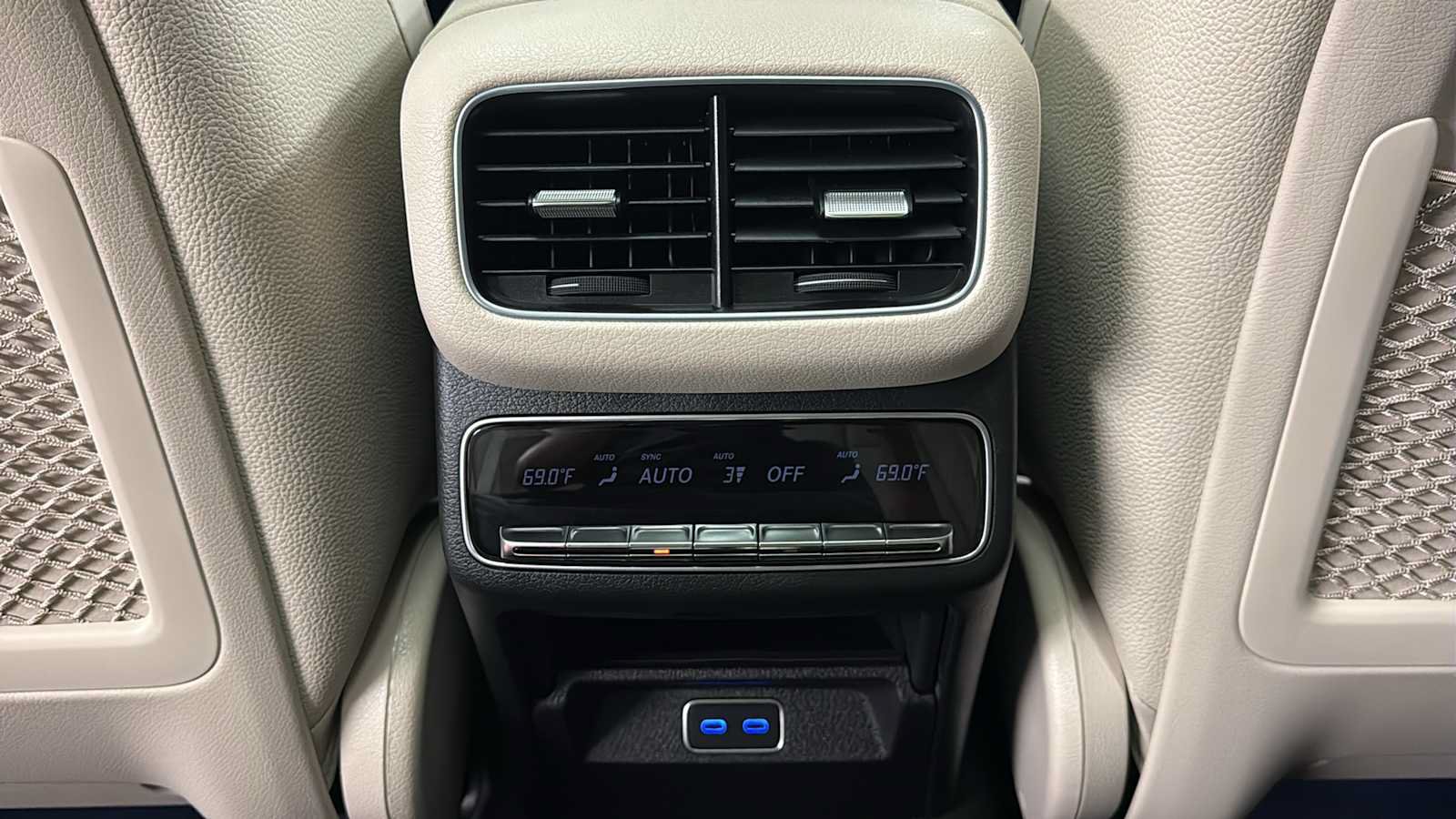 New 2026 Mercedes-Benz GLE 450 4MATIC image 30