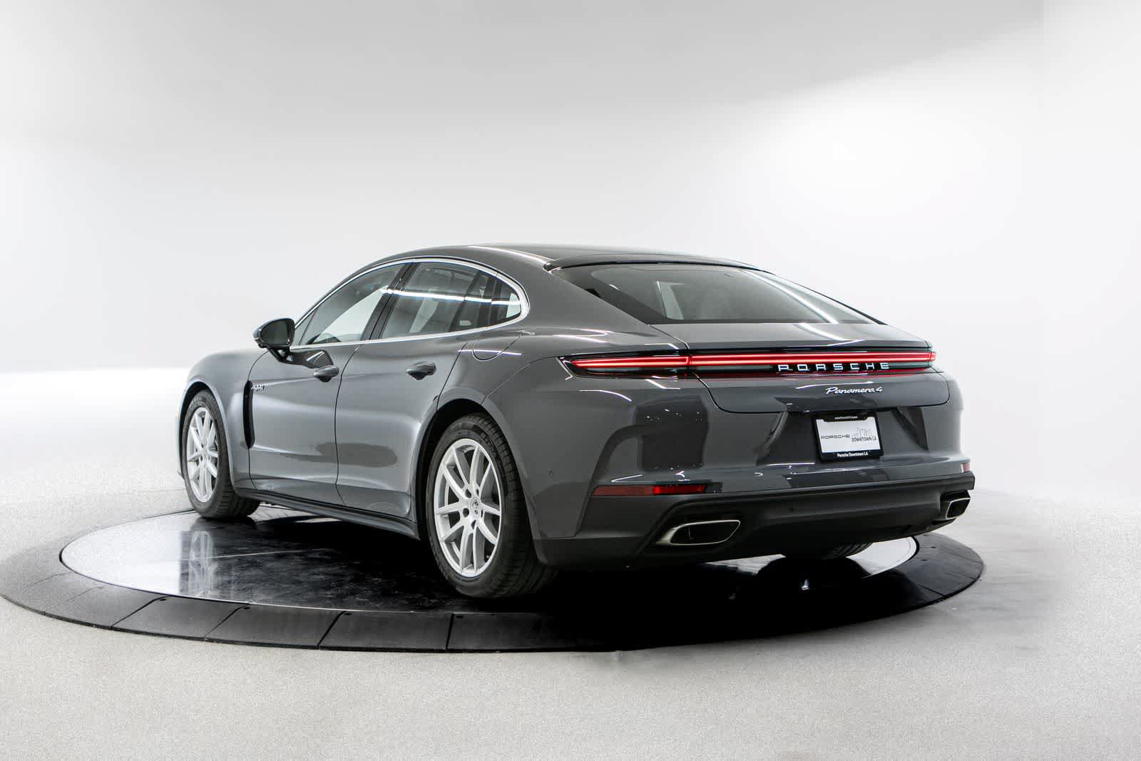 New 2026 Porsche Panamera 4 AWD/4WD image 3