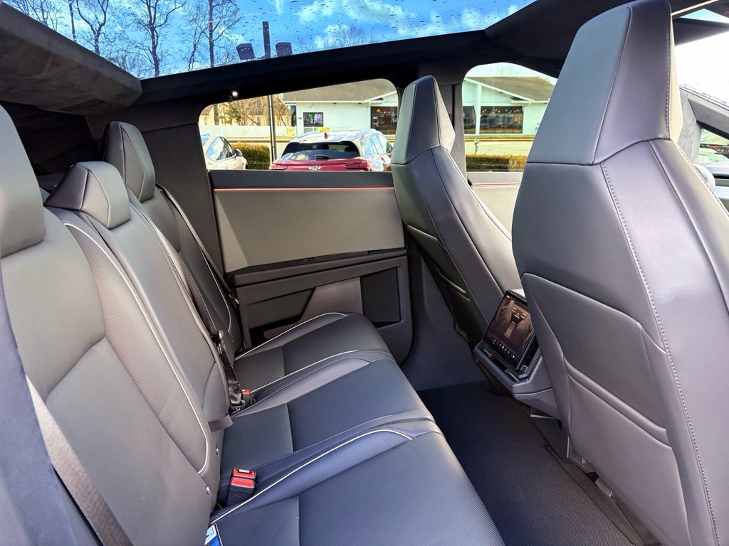 Used 2024 Tesla Cybertruck Cyberbeast image 23